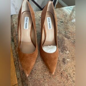 Tan Steve Madden Pointy Toe Pumps